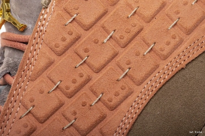 Low Retro 13 Stone Sepia  Jordan Clot AT3102-200 0101